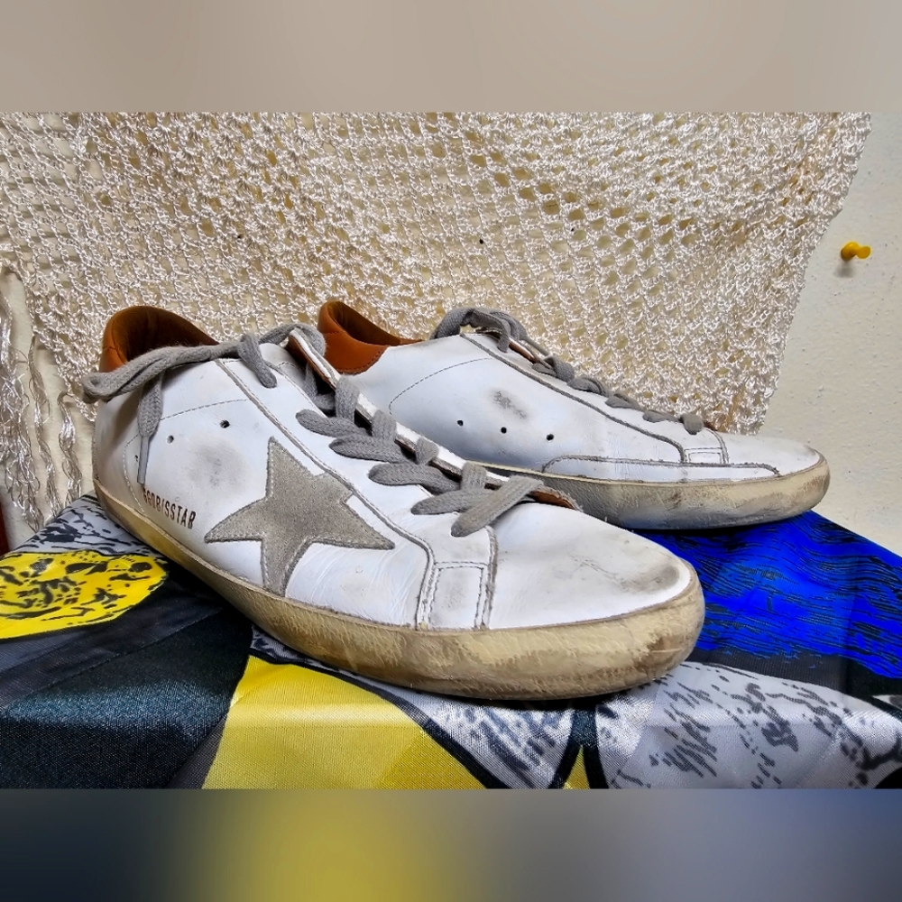 Golden Goose Women's Super-Star Low Top Sneaker